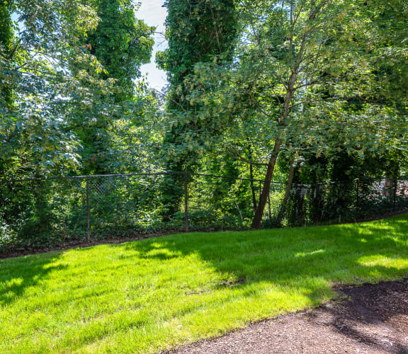 The Crossings Apartments in Clackamas, OR